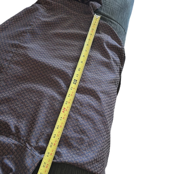 One Monarchy Mens stylish professional button up shirt Sz L NWT Brown Cuffed - Picture 8 of 10